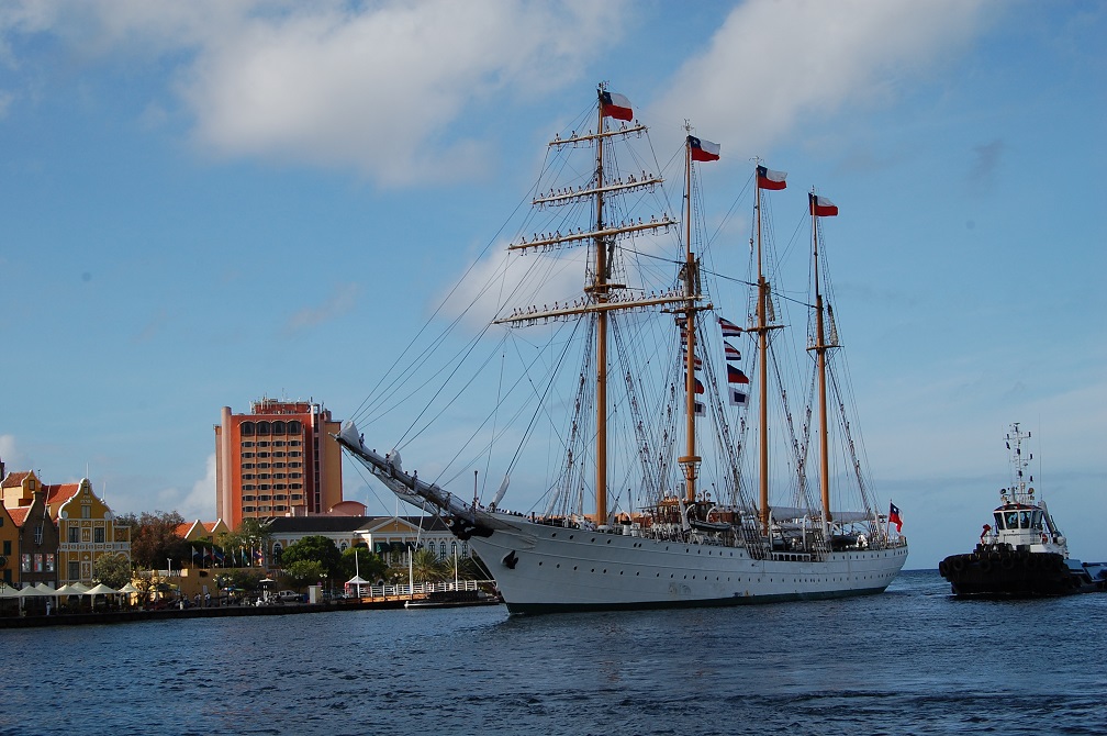 TALLSHIP “BE ESMERALDA” UN BIAHA MAS TA BISHITA KORSOU