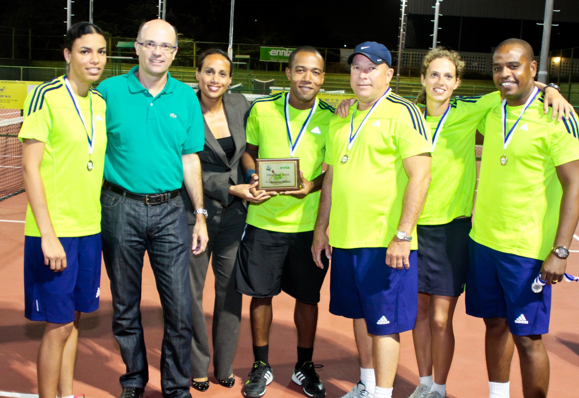 Curaçao Team Tennis Foundation ta selebrá su di 16 evento di tènes eksitoso