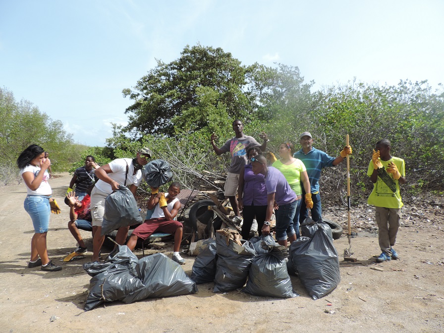 Kaminata I limpiamentu na St. Jorisbaai di AGO Juan Pablo Duarte School