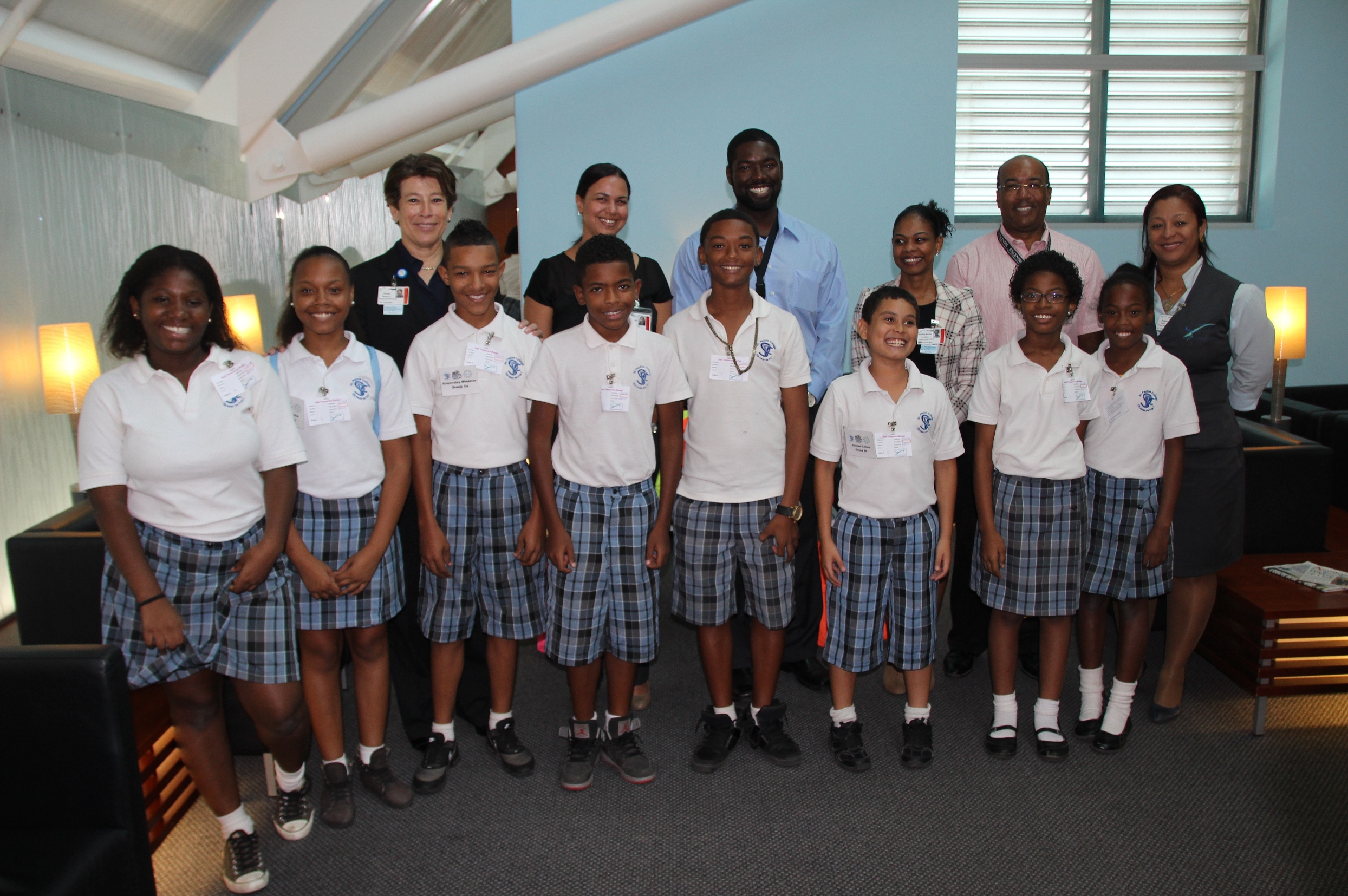 Council of Children visit Curaçao International Airport