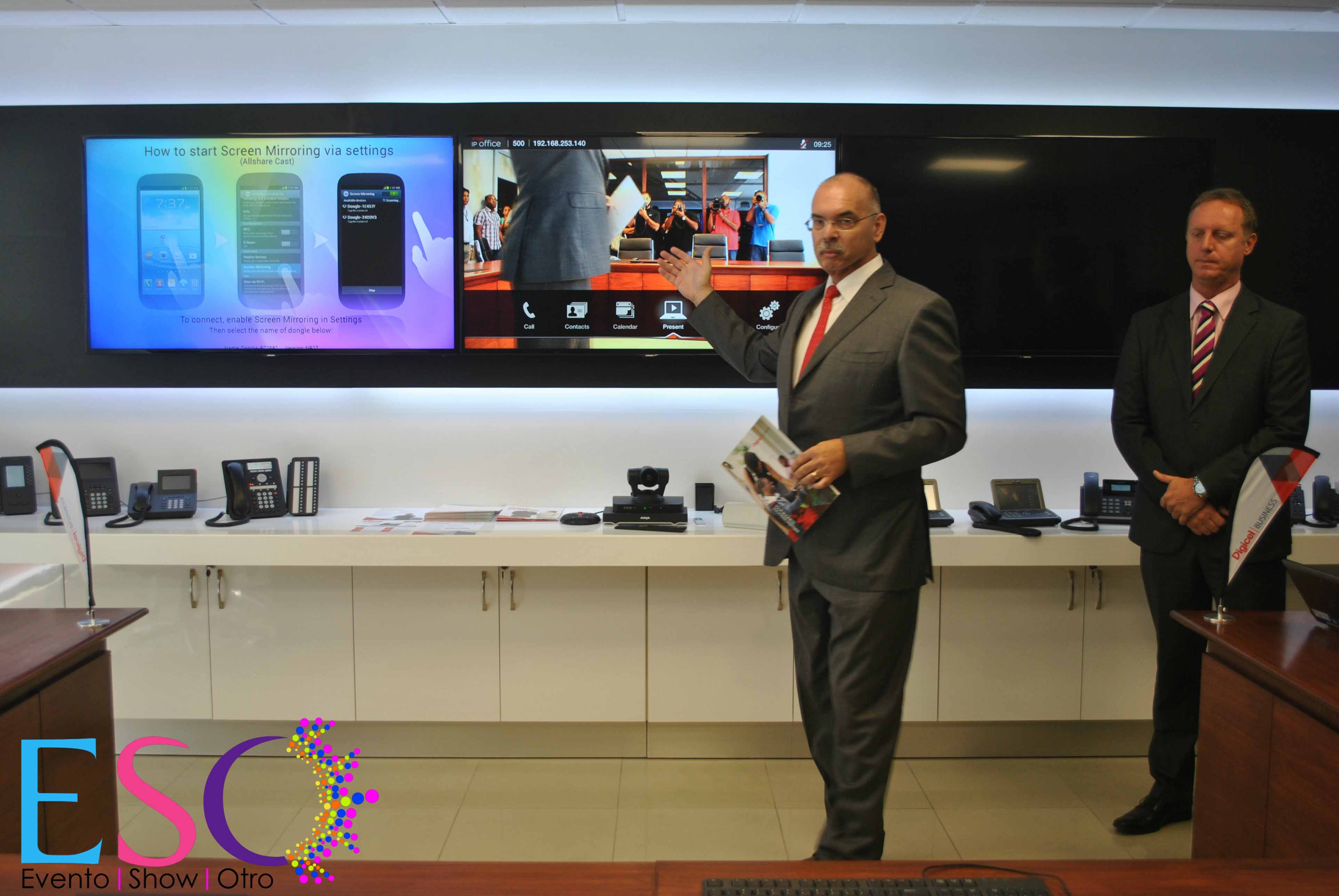 Digicel Business ta habri porta di su ‘Experience Center’