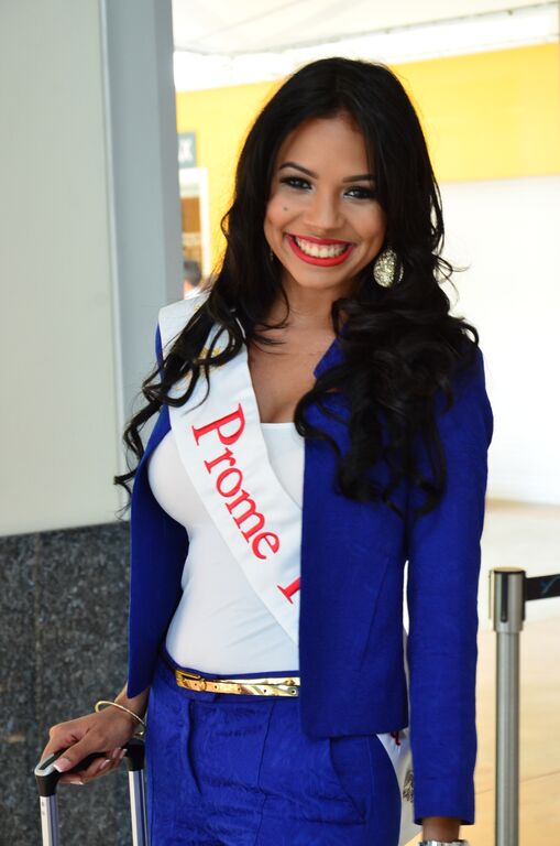 PROME FINALISTA REINA KORSOU NEYDA LITHGOW NOS REPRESENTANTE DEN REINA HISPANOAMERICA 2015