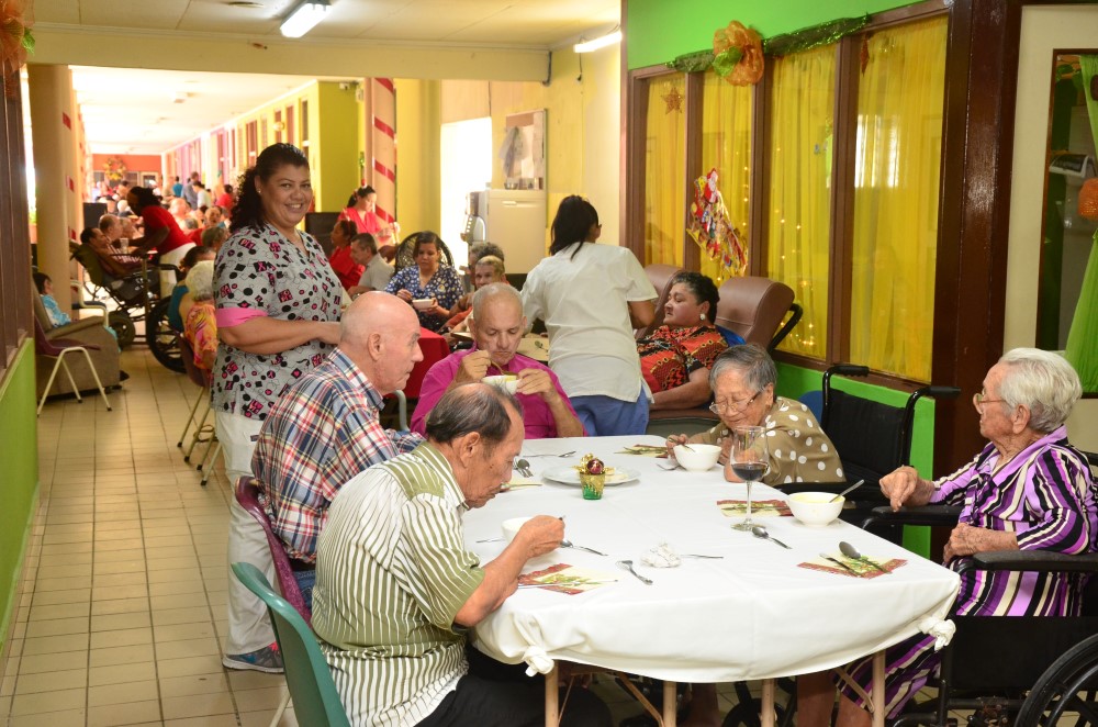 Seccion Cuido di Nos Grandinan ta encurasha comunidad