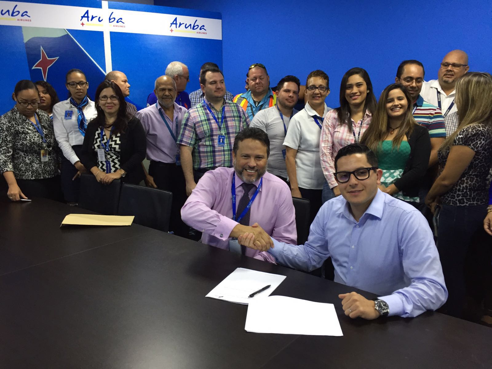 Aruba Airlines ta celebra incorporacion di su di cuater avion