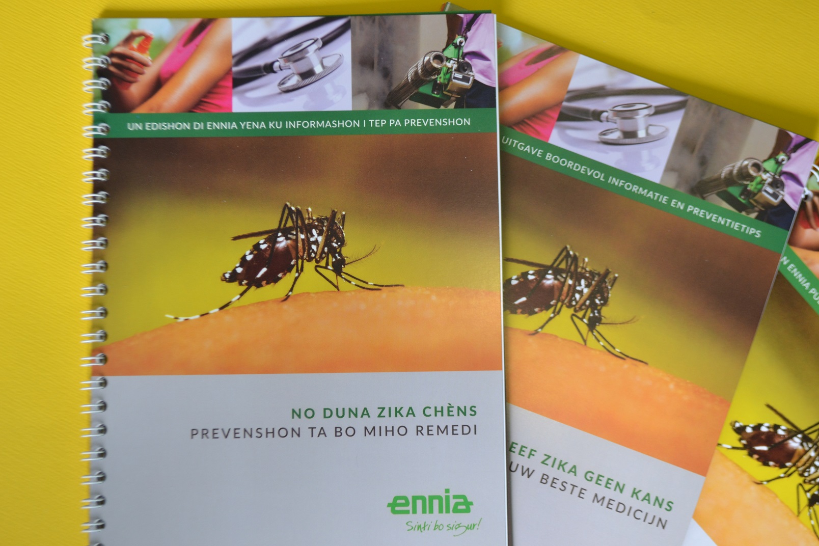 ENNIA ta publiká un manual na diferente idioma ku tep kon prevení Zika.