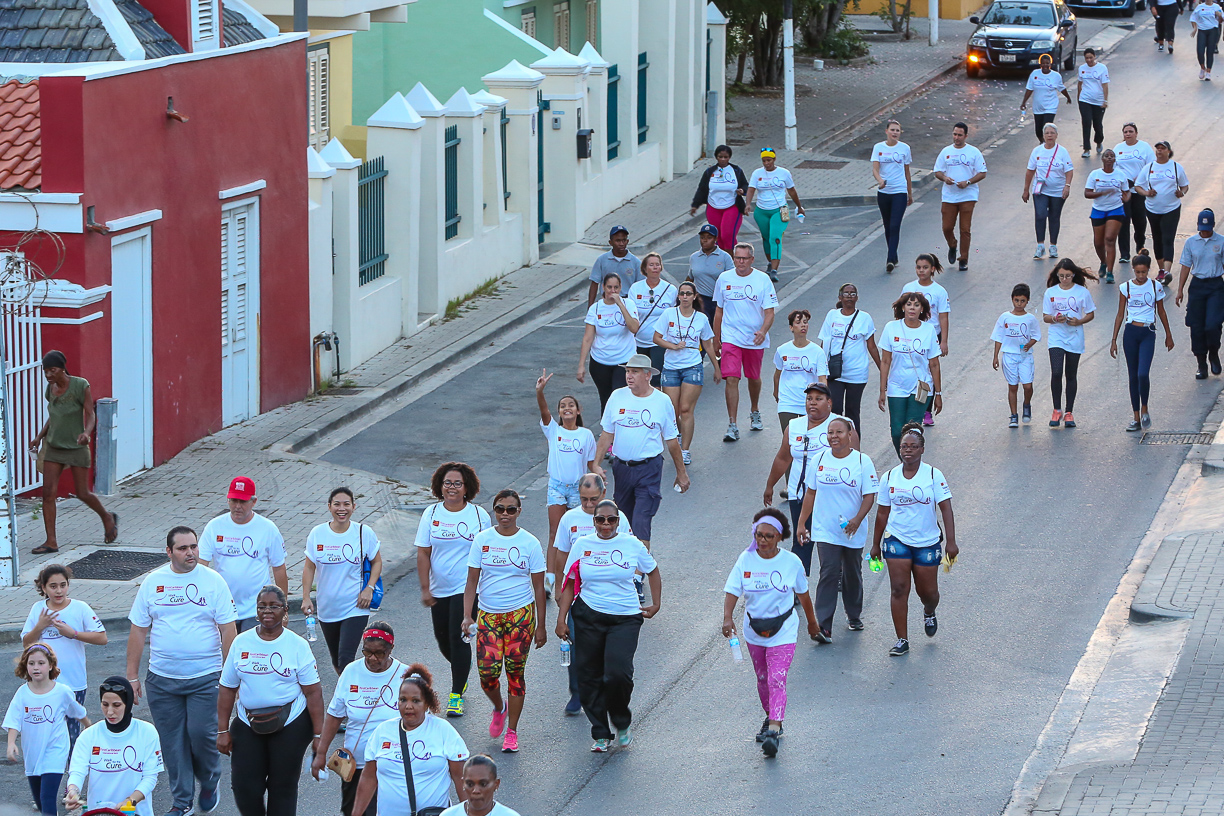 MORE THAN 22.000 WALKERS AND RUNNERS IN 17 COUNTRIES FOR 1 CAUSE CIBC FIRSTCARIBBEAN 6TH WALK FOR THE CURE