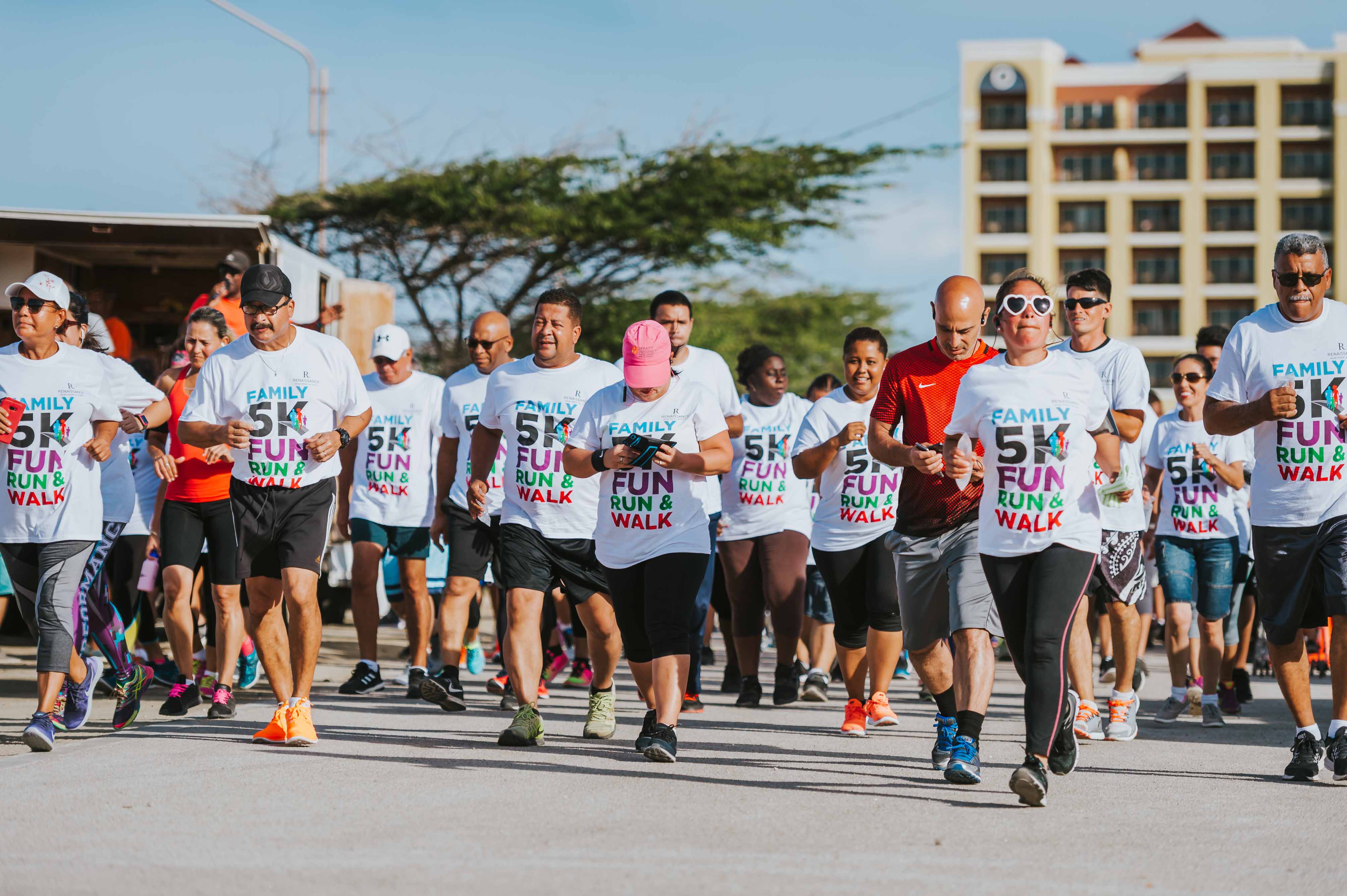 Renaissance Aruba a tene exitoso 5k Fun Run & Walk