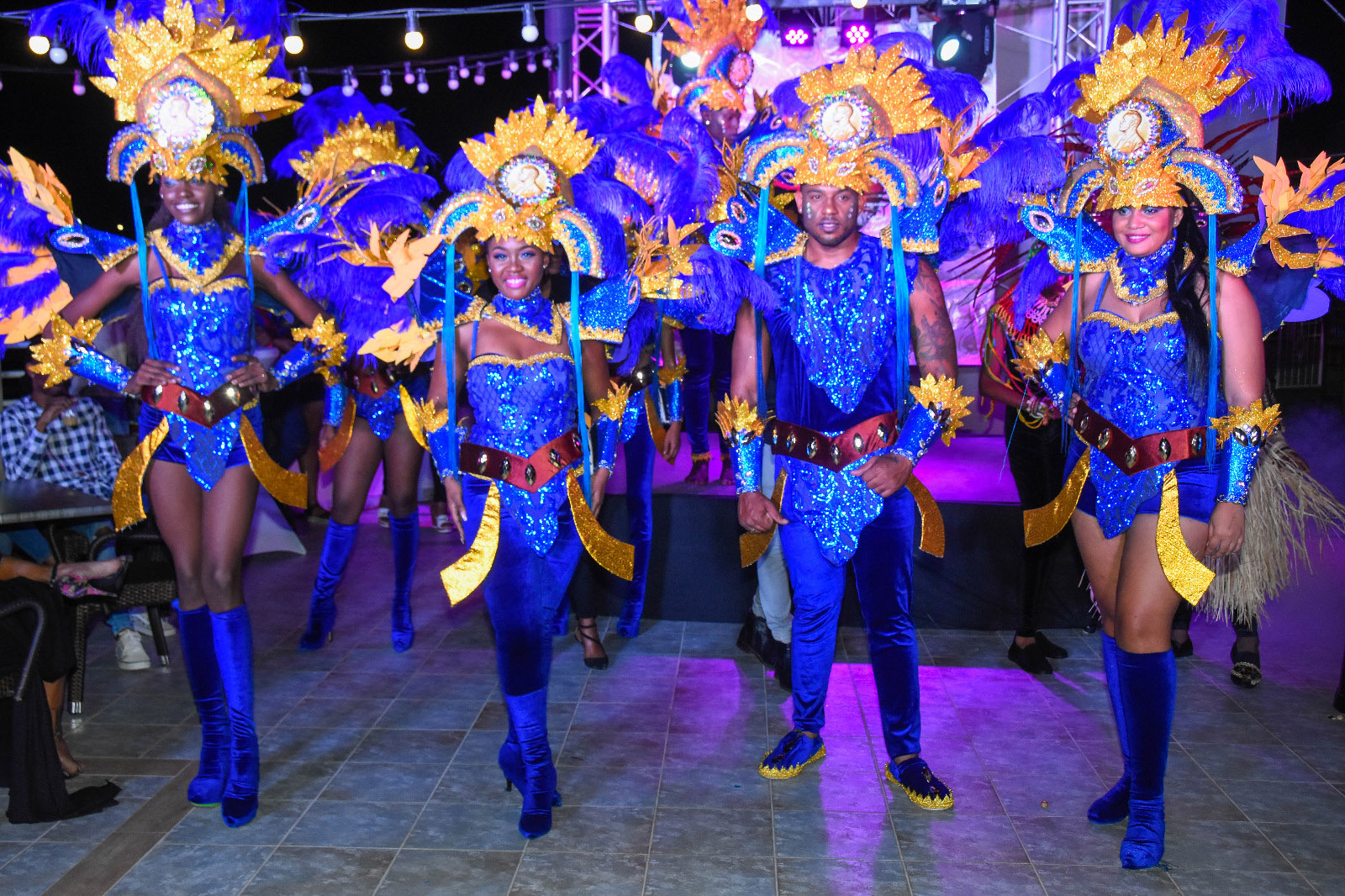 Grupo di Karnaval Entrenous Carnaval ta presentá “E Triunfo di Nelson Mandela”