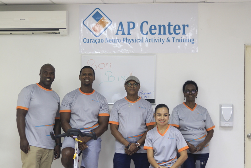 Apertura ofisial di AP Center!