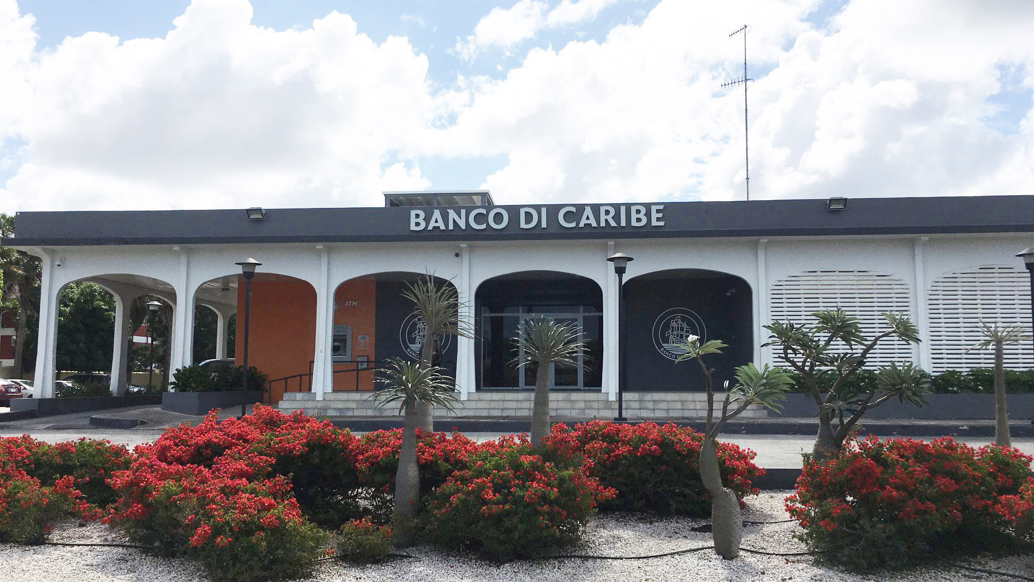 Banco di Caribe  ta kuminsá ku remodelashon na su filial na Sta. Maria