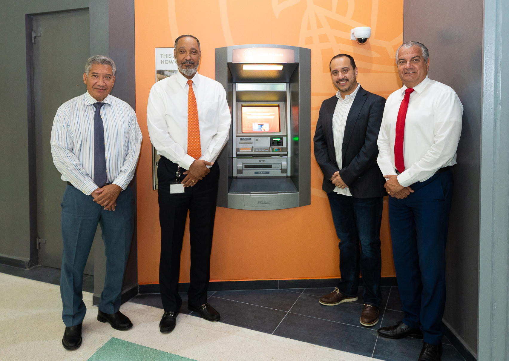 Banco di Caribe ta inougurá su di tres ATM na Sambil