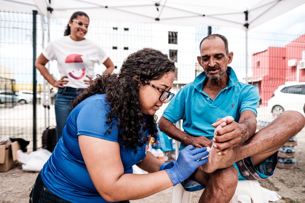 Digicel ta comparti proyecto  di Pasco cu ‘Hands 4 Addicts’