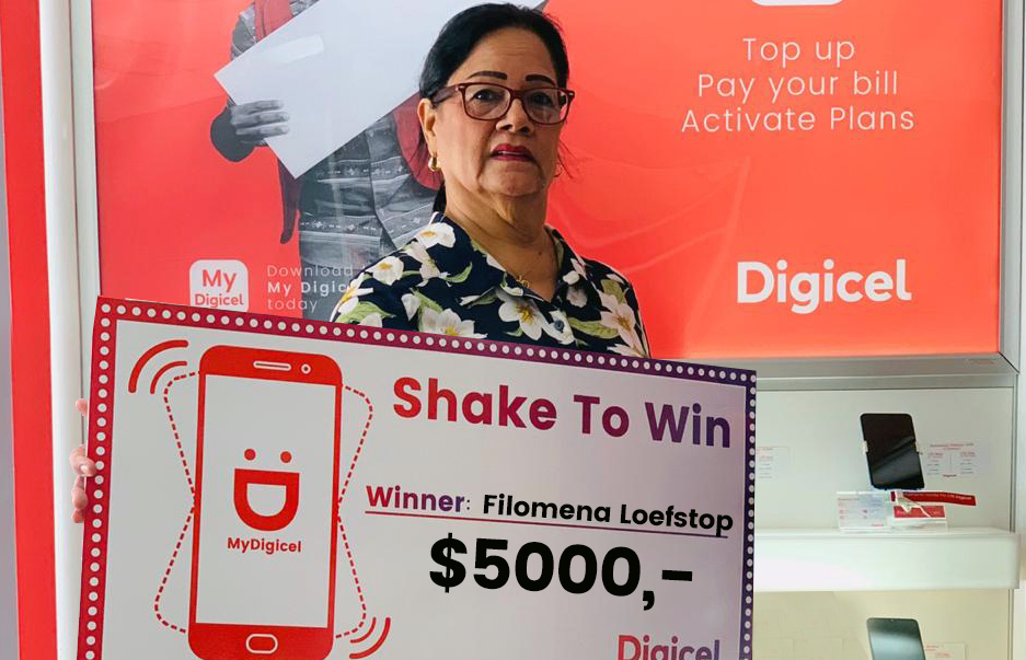 Ganador di ‘Shake To Win’ cu Digicel a ricibi premio di $5000