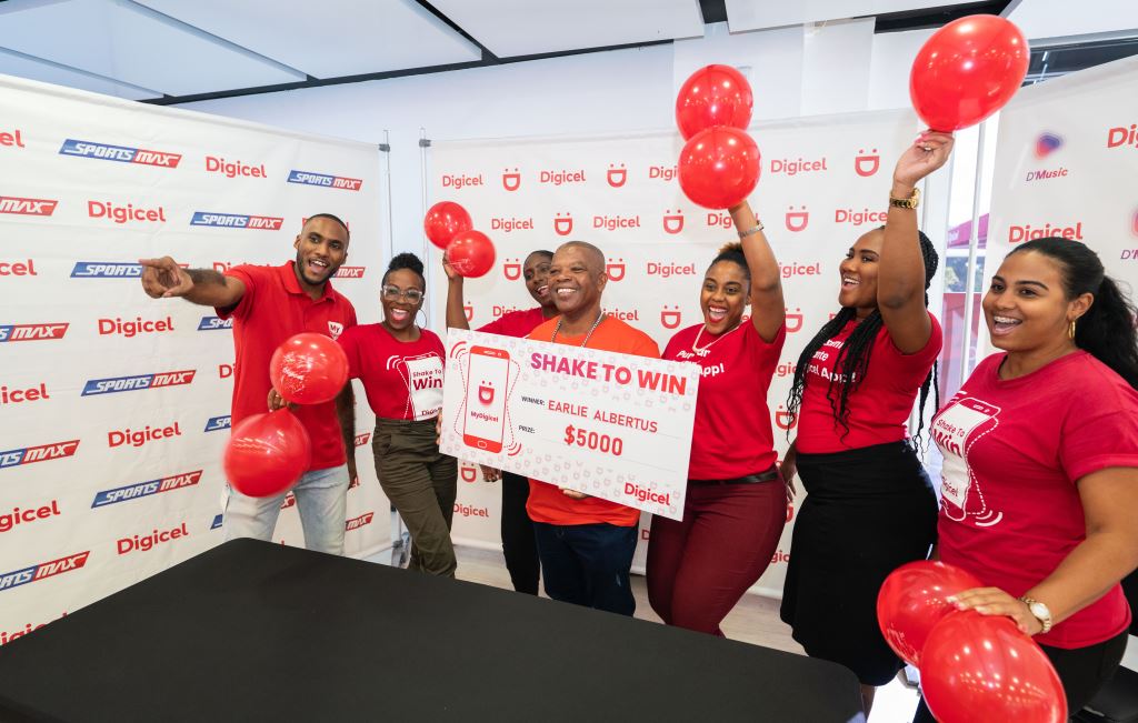 E promé ganadó di $5000 na Kòrsou den Digicel su ‘Shake To Win’